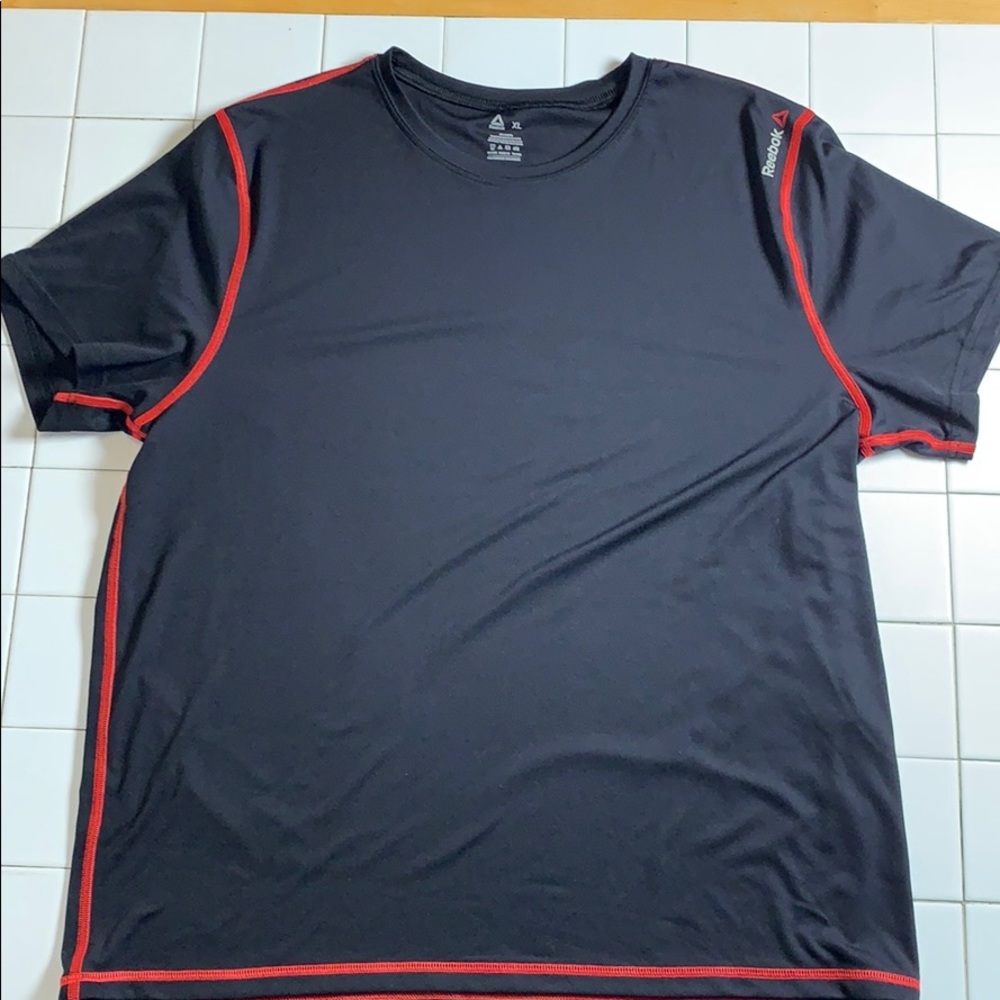 Mens gym shirt